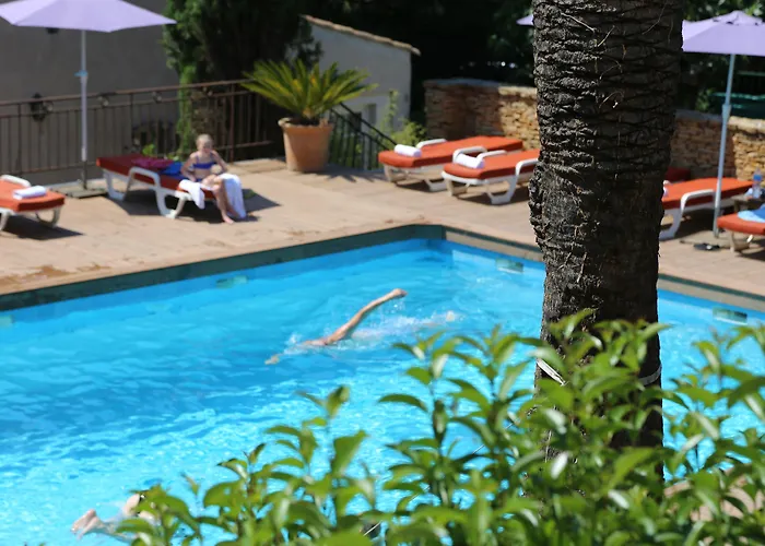 Les Jardins De Cassis - Parking Gratuit & Piscine Chauffee Hotel